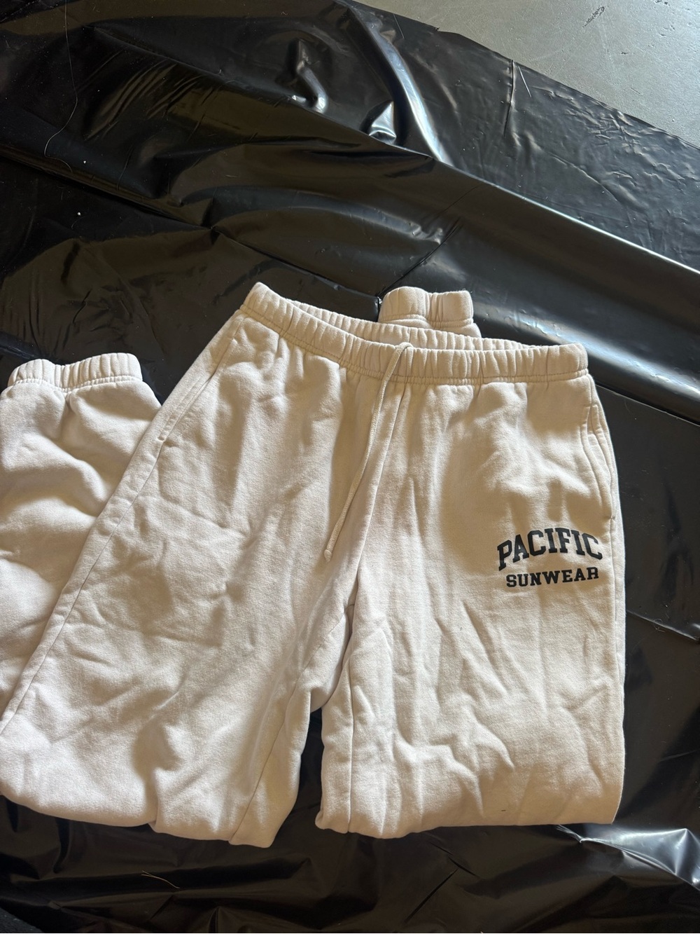 PACIFIC Sunwear Cream Fleece Sweatpants
